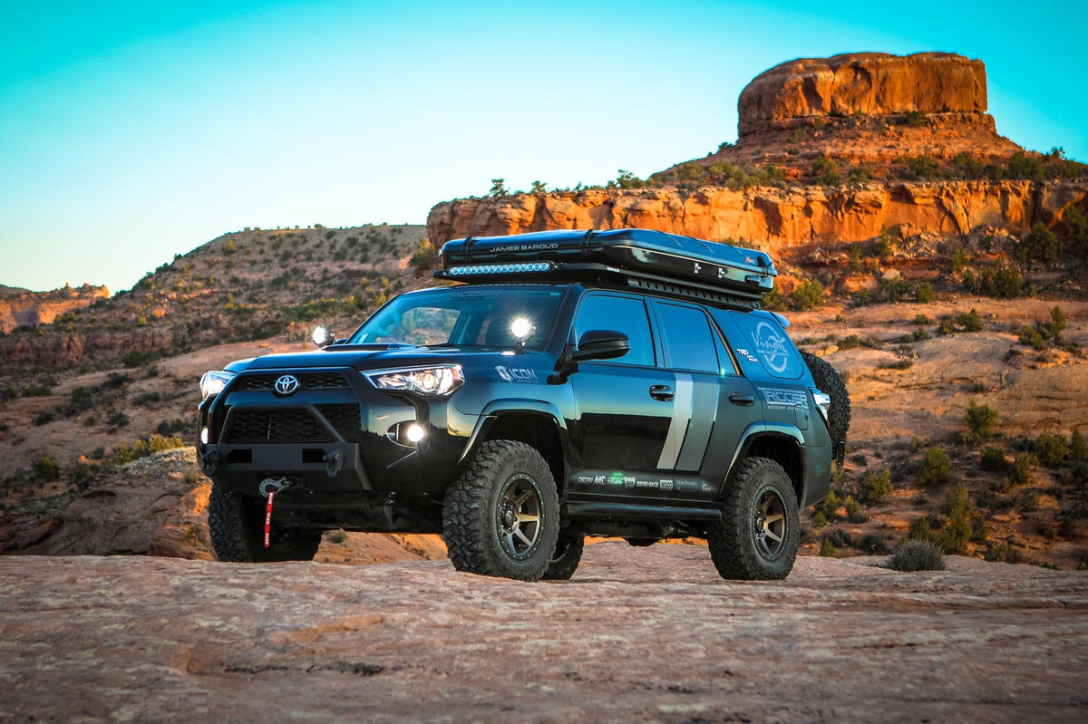 2010-2023 Toyota 4-Runner A-stolpefästen med 4,7" CG2 Light Cannon