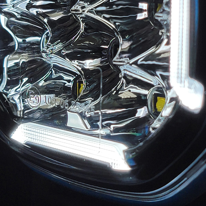 Explora 7" Driving Lights With Dual-Color DRL