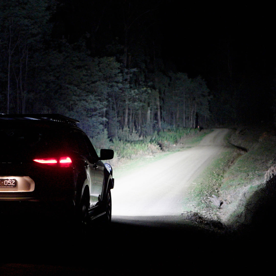 Explora 10" Light Bar Single Row With Dual-Color DRL